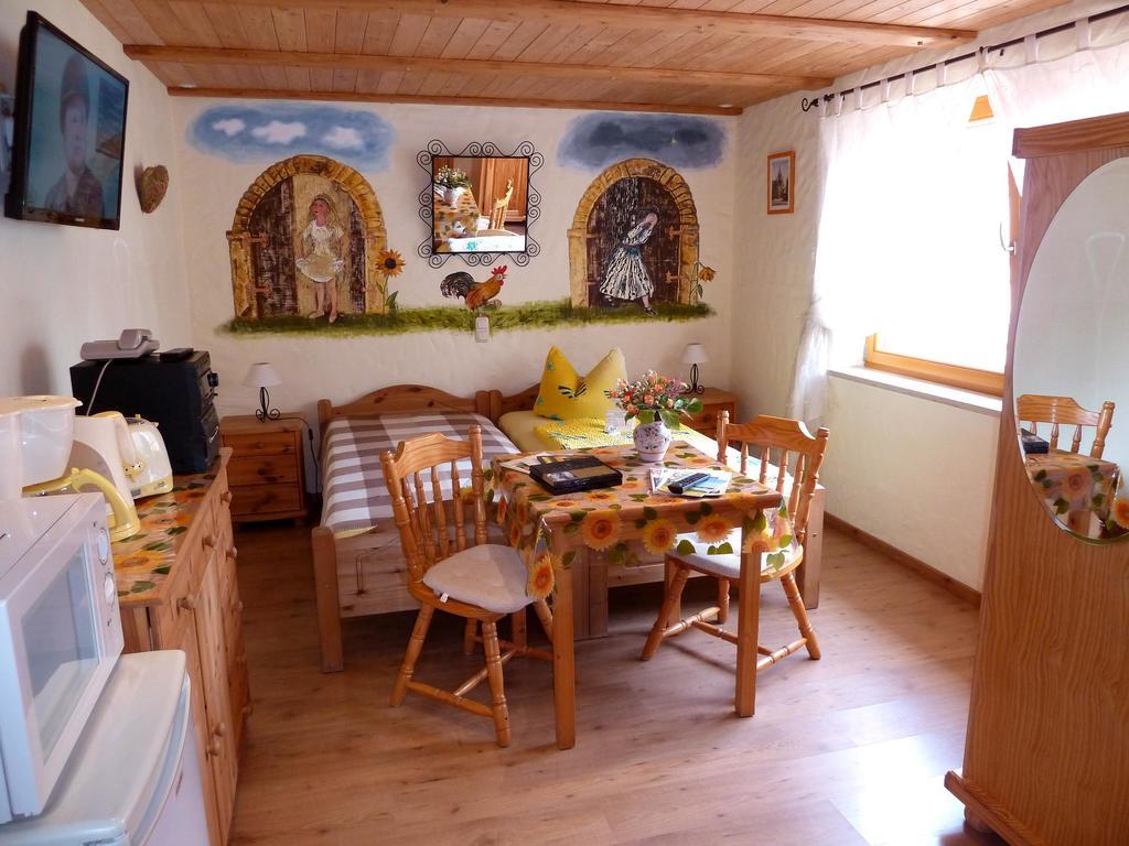 Gaestezimmer Am Maerchenbrunnen Dresde Habitación foto